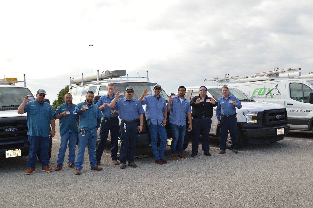 FOXCOMSRVCS's tweet image. Today is National Hug A Plumber Day

We’d like to give socially distance-responsible air hugs to all our licensed Texas plumbers keeping our lives safe and clean. #HugAPlumberDay