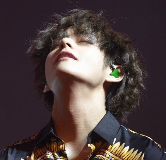 btsMapofthes0ul's tweet photo. Kim Taehyung 🐚 https://t.co/lyYSWDfODz