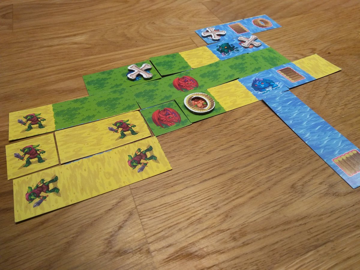brettundpad's tweet photo. Erste Partie #Cutterland mit der Familie! Witziges wie taktisches zerschneiden von Spielkarten. Das Puzzeln erinnert etwas an Kingdomino. Kinder konnten überraschend gut mithalten. Mal sehen ob es dabei bleibt! @HobbyWorldInt https://t.co/1kEodmH7jP
