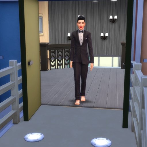 Sul, sul! You are live on twitter please do not swear. The votes have been counted and verified.The third housemate to be evicted from  #TheSims4   Big Brother House is... @JamesCharles! 