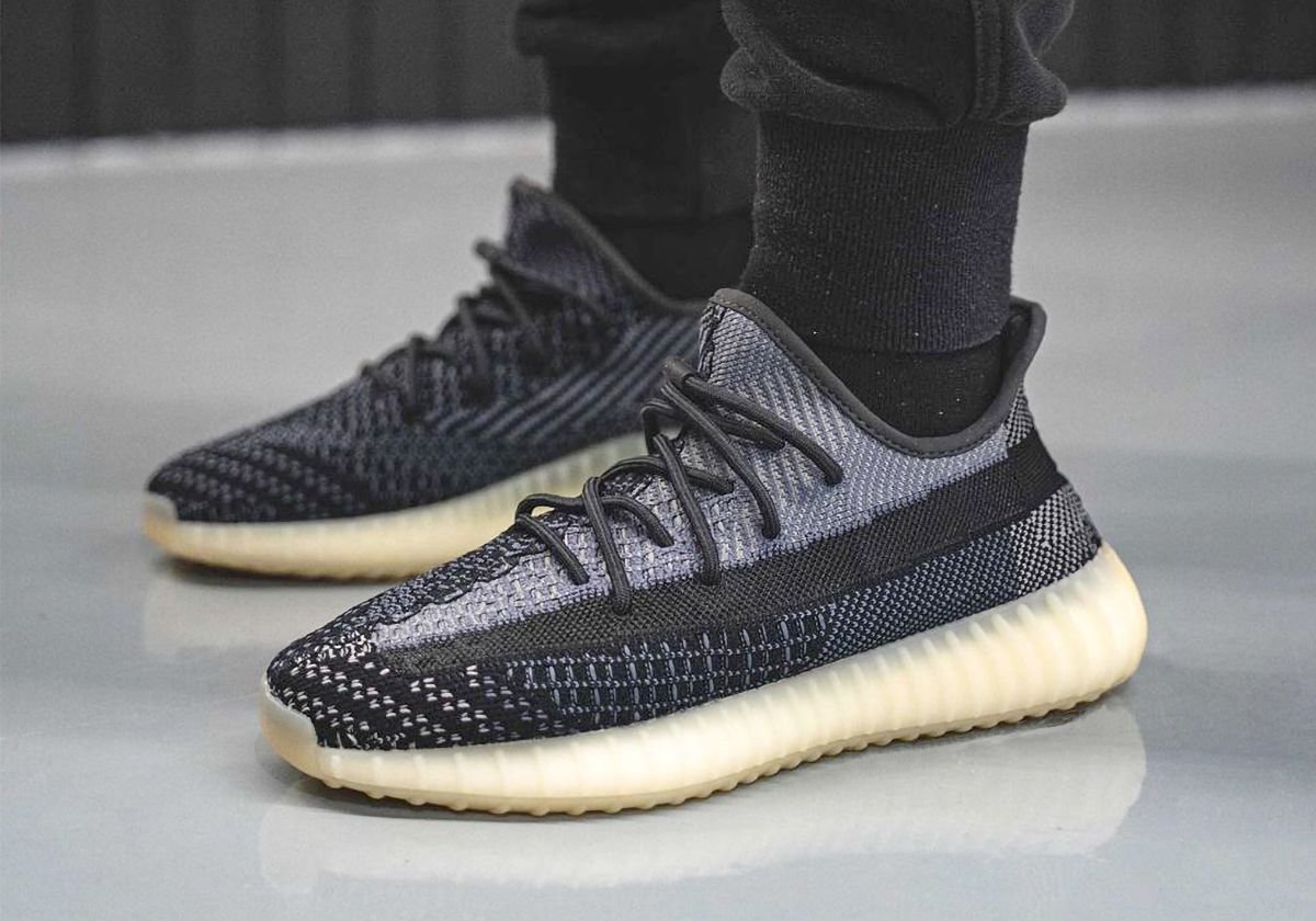 TheLinkAngel's tweet photo. they fucked up that midsole so bad https://t.co/47XYYTZFkS