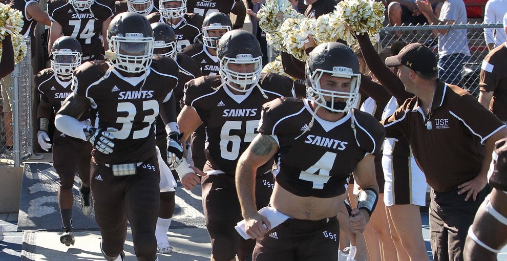 EloyGuadarrama2's tweet photo. Truly bless and thankful to god and @BBonds46 @USFSaints @TrustGod0824 on receiving my first offer 🏈💛💯 https://t.co/Am0tKmoKRE
