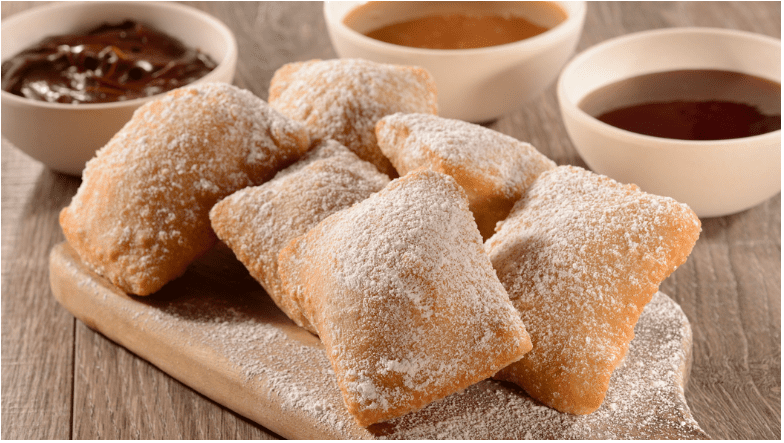 mainstreetmouse's tweet photo. Disney’s Port Orleans #beignets #Recipe - https://t.co/Zdyz6Nch6J #BeignetRecipe #DisneylandBeignets #FrenchQuarter #MickeyBeignets #PortOrleans #Riverside https://t.co/MSNlpVQLW7