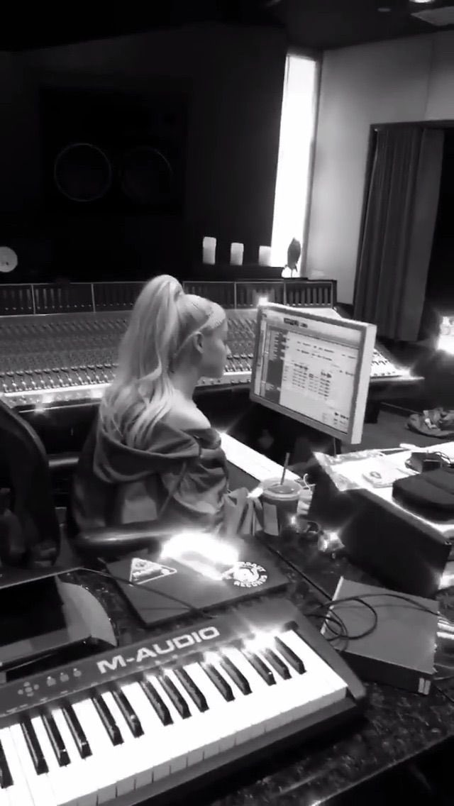 pics of you in studio make my heart so full because i know it’s your home, your happy place and it’s the place where the magic happens. love u, i’m very excited for the new era to start  @ArianaGrande 