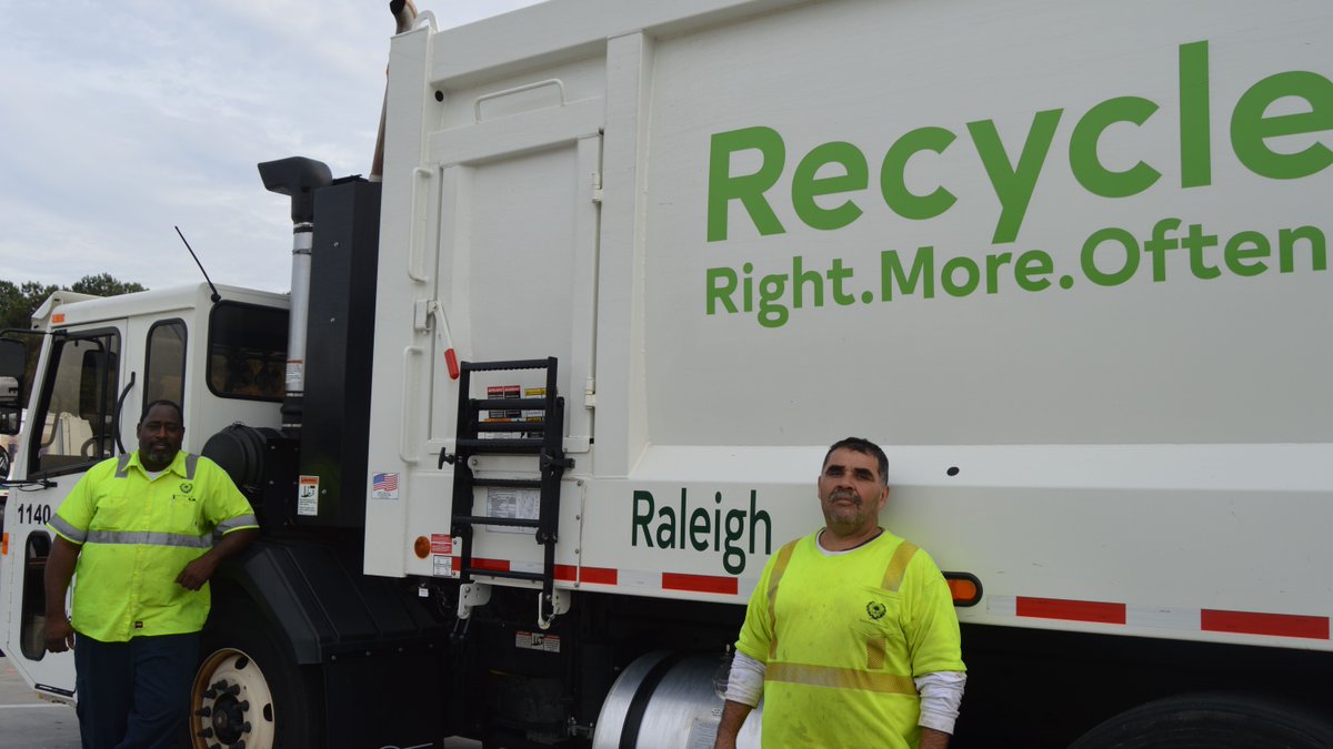 TAKE ACTION: Be ‘Cart Smart’! ♻️ Recycling reduces waste in local landfills while conserving natural resources. Knowing what can and cannot go into the recycling bin is important. 👏🏽 👏🏿 👏 #EarthDay2020
♻️ Learn what goes in your Curbside Recycling cart: bit.ly/3arqeDJ