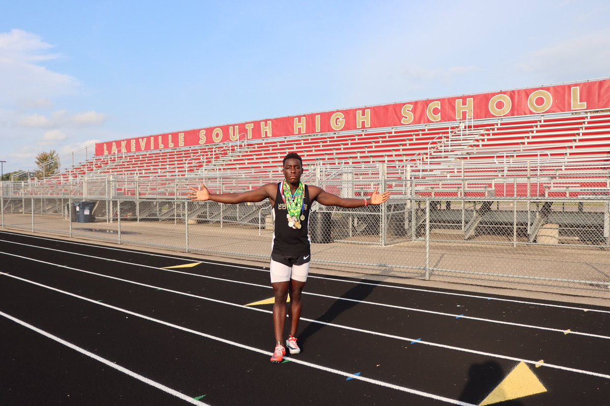 Dannyphantombts's tweet photo. No words to describe this heartbreak💔. To the coaching staff of lakeville south high school, The Teachers, My Friends, Peres and Supporters. Thank you ❤️You forever hold a special place in my heart. https://t.co/EjXj5sRNEt