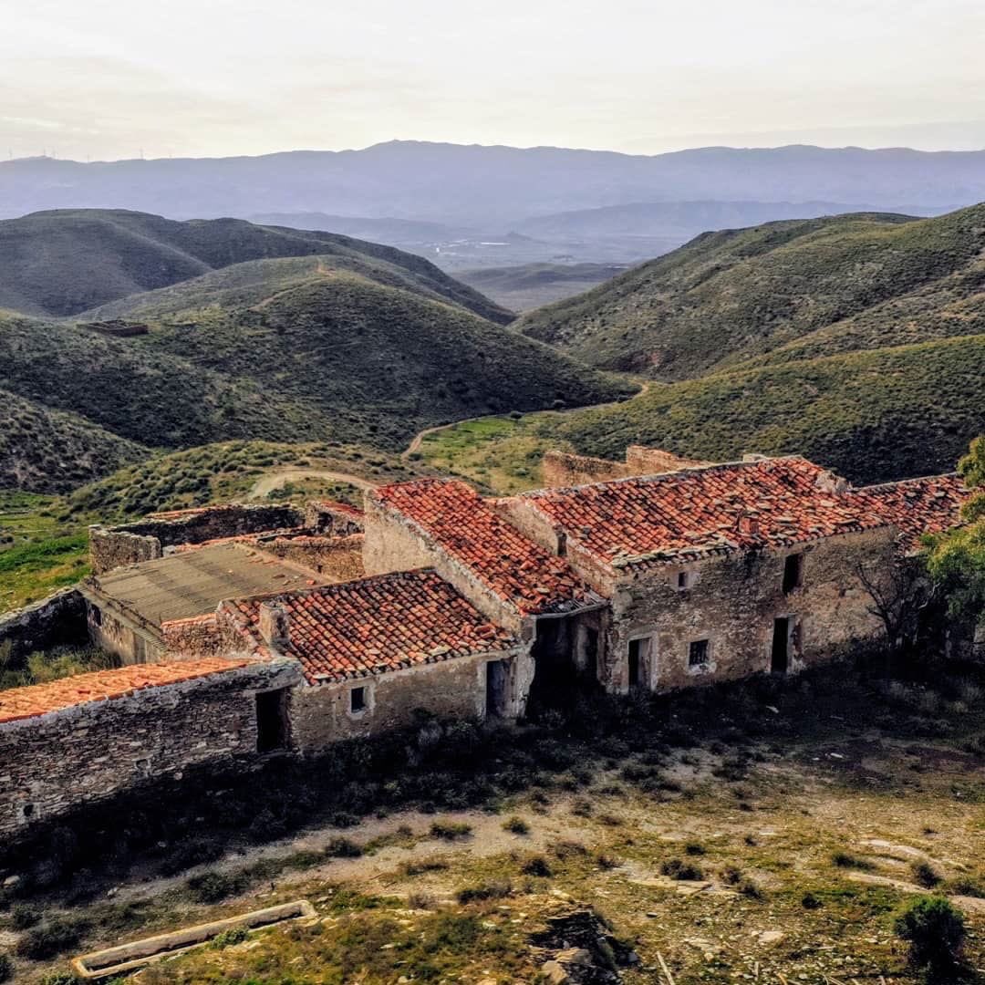 AlmerienseHarto's tweet photo. Cortijada. Tahal. Sierra de los Filabres. #Almería.
(Fotografía de @pompeyov en Instagram) https://t.co/t9fKzp66uN