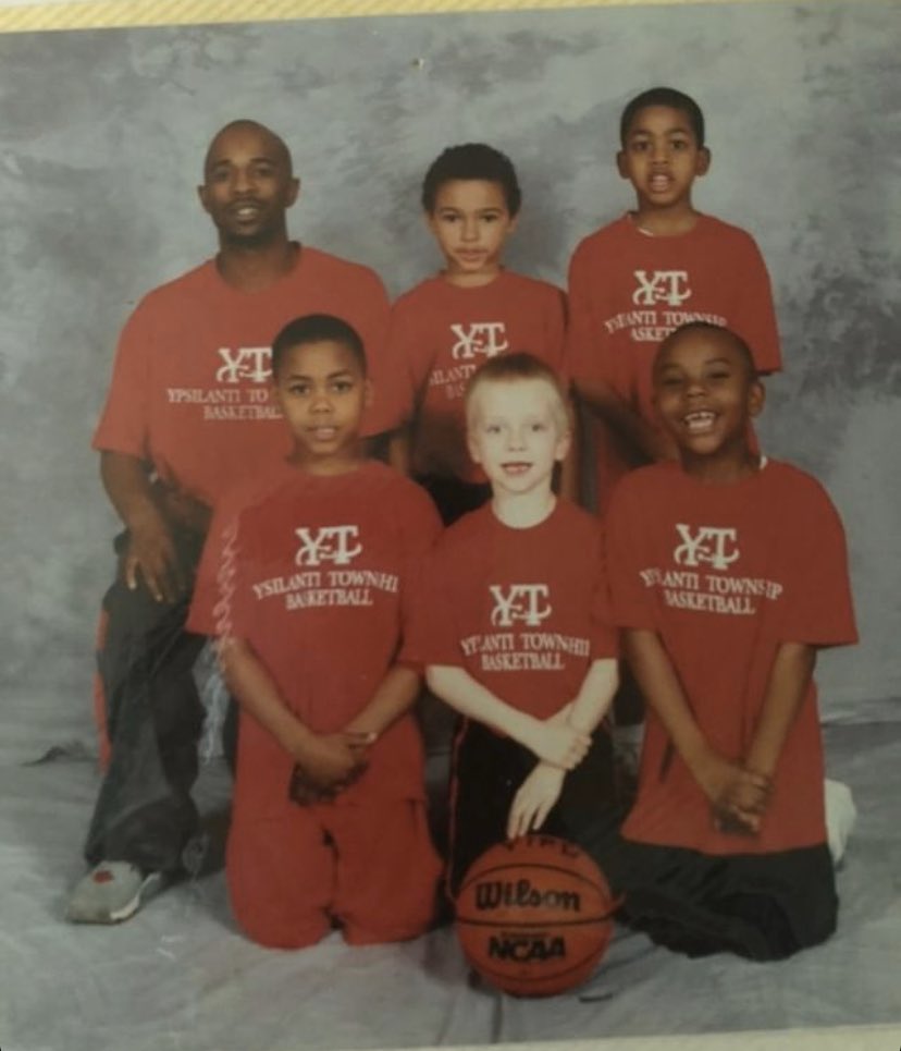 JAMBVRD's tweet image. One of the first guys I ever saw really put in work on and off the field and in every aspect of life💯 proud of you bro it’s been great to watch yo journey! Some may be surprised but they haven’t seen nothing yet🤫I’m sure y’all can find KJ too😂 #Vikings #WorkingBreed #Ypsi