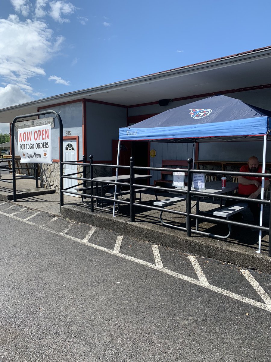 Clean_Jims's tweet photo. The best Togo drinks in town. Stop by today to find out what we are doing next week. https://t.co/hzHJVXenLe