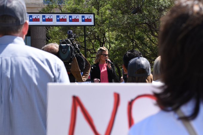 View image on Twitter