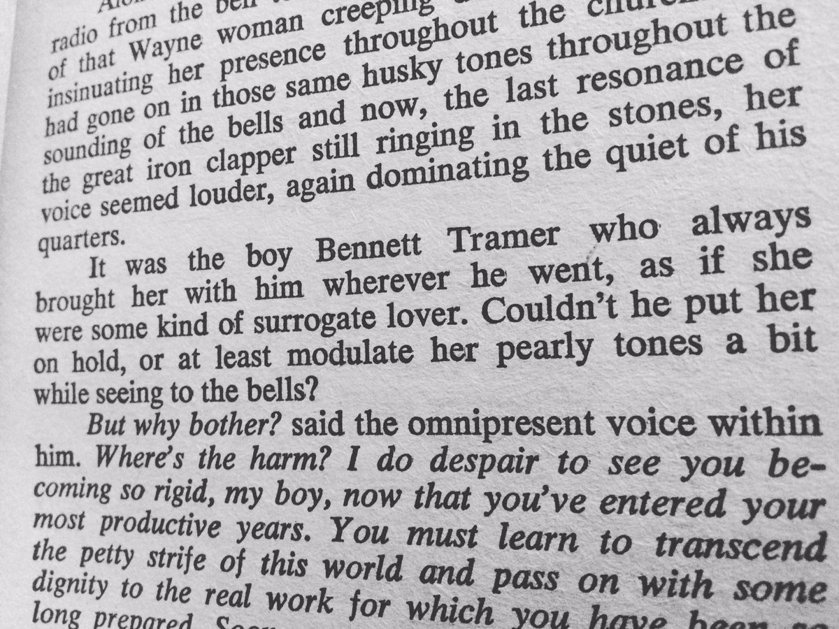 DavidIrons79's tweet photo. A familiar name in Dennis Etchisonβs The Fog novelisation. #dennisetchison #thefog #johncarpenter #halloween2 #bentramer #bentramermask #halloweenkills https://t.co/BApVR7mNDy
