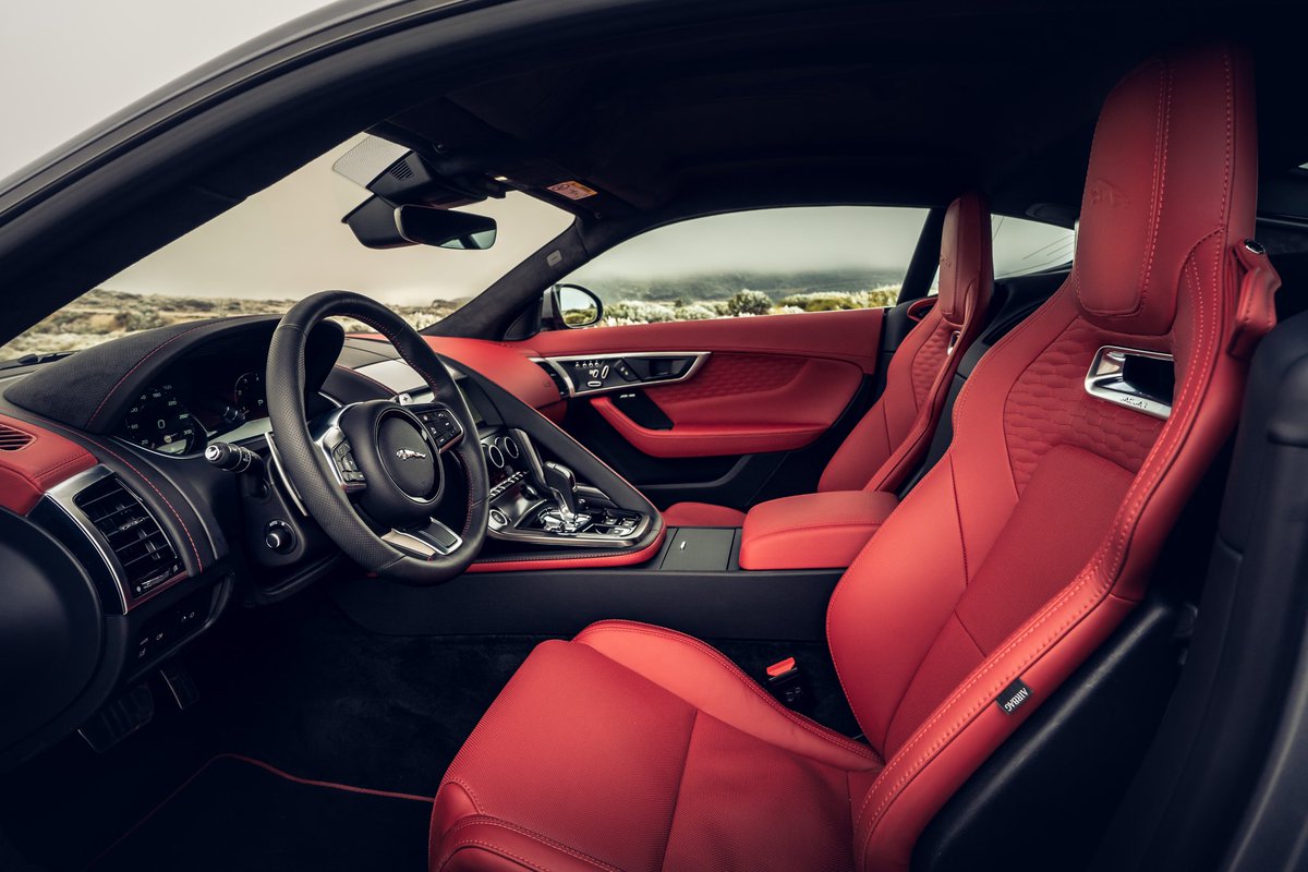 Patrickenruedas's tweet photo. Que tal el nuevo jaguar f-type hoy platicamos de el en #deceroa100 @Jaguar @SUPERMARIODOM @AnaNarro @heraldodemexico https://t.co/IHCD2UfR2V