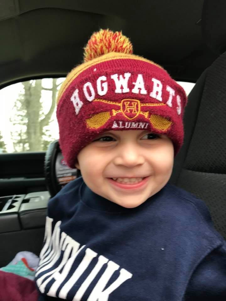 tatzgrrly's tweet image. .@rubyfrostapple Little baker.. he loves it!  #RubyFrostapples