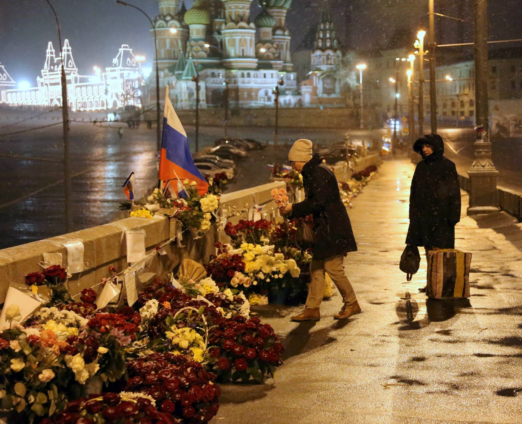 Немцов мост на карте