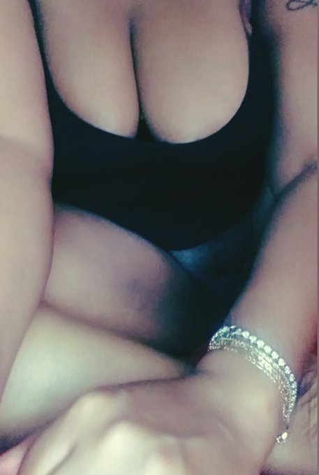 Good afternoon. I'm ZOOTED. Smbdy better get my phone before I get too crazy 😉 https://t.co/cKgFliKF