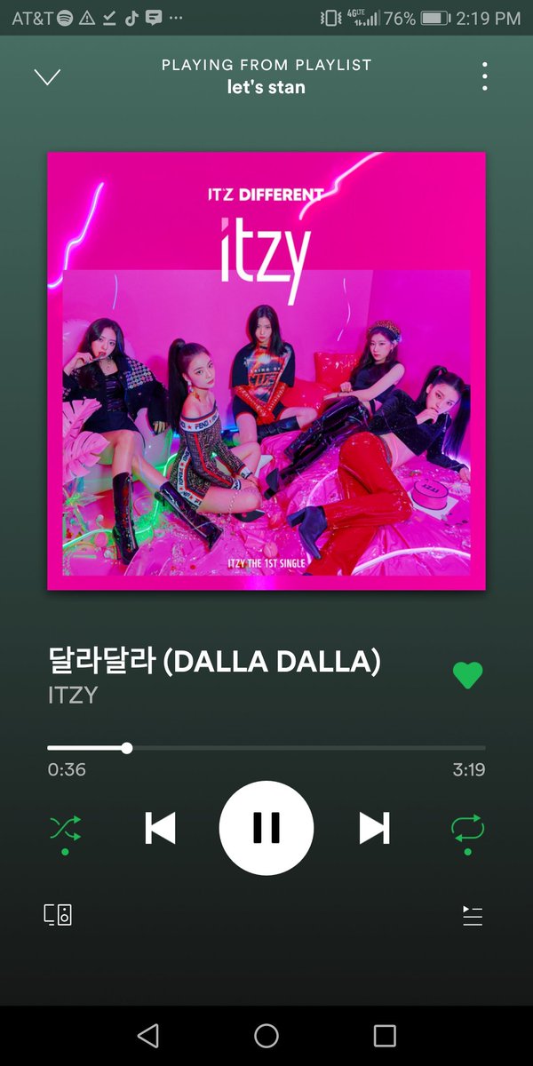 ITZY - 달라달라 (DALLA DALLA)