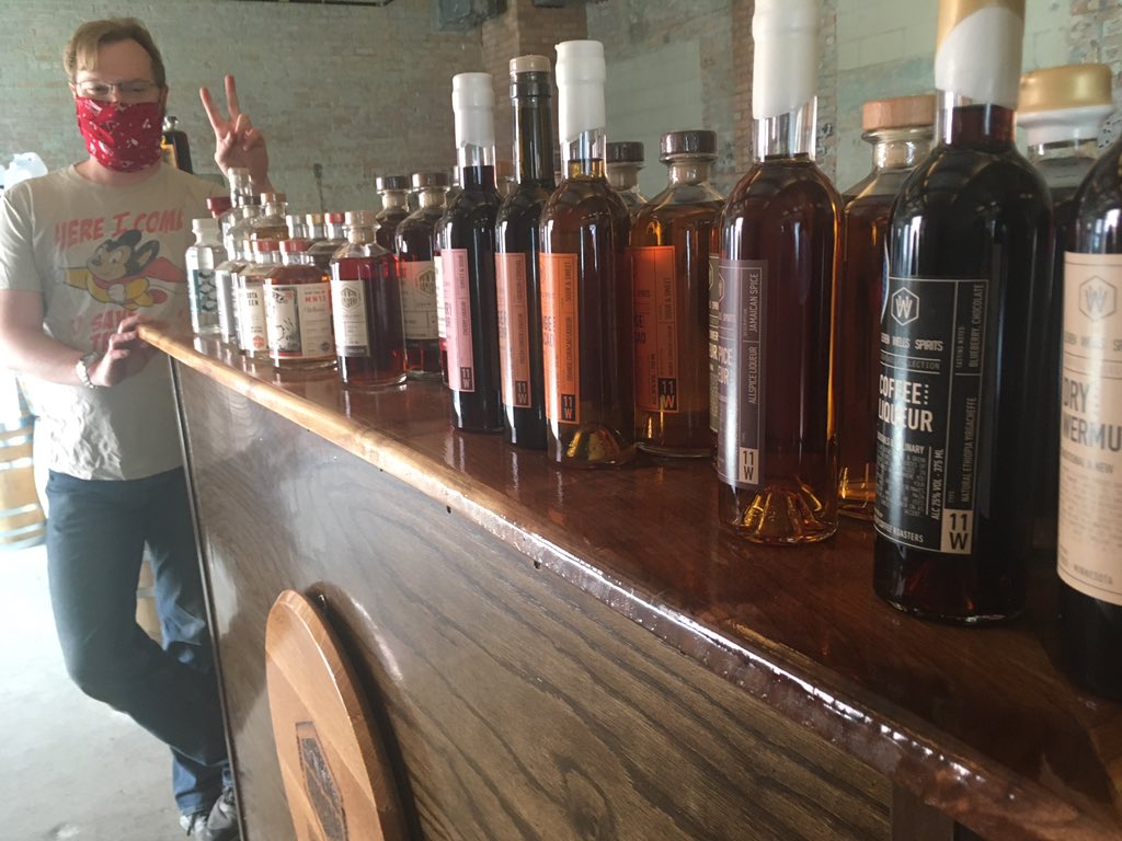 FrederickMelo's tweet photo. Honestly, it’s like washing your hands in gin. And no, that’s not a complaint. Small bottles of 11 Wells hand sanitizer  — free. Larger bottles are $20 on up. And while you’re there, try the coffee liqueur.  St. Paul strong! https://t.co/PVgy8pcSiG #StPaul #EastSidePride #11Wells https://t.co/f0DwHhb0Ye