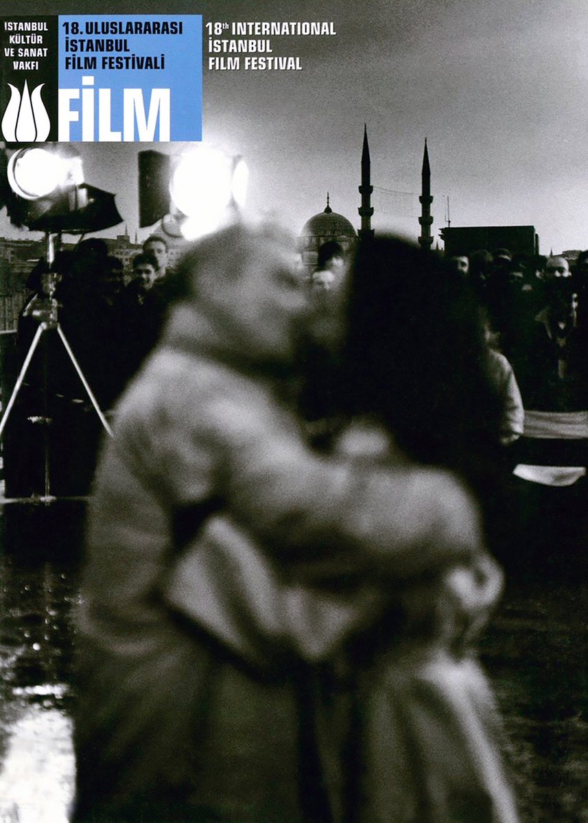 AzimetAvcu's tweet photo. 1999 İstanbul Film Festivali afişi.

Haluk Bilginer ve Zuhal Olcay Galata köprüsünde öpüşüyorlar. https://t.co/LNbulpOuvn