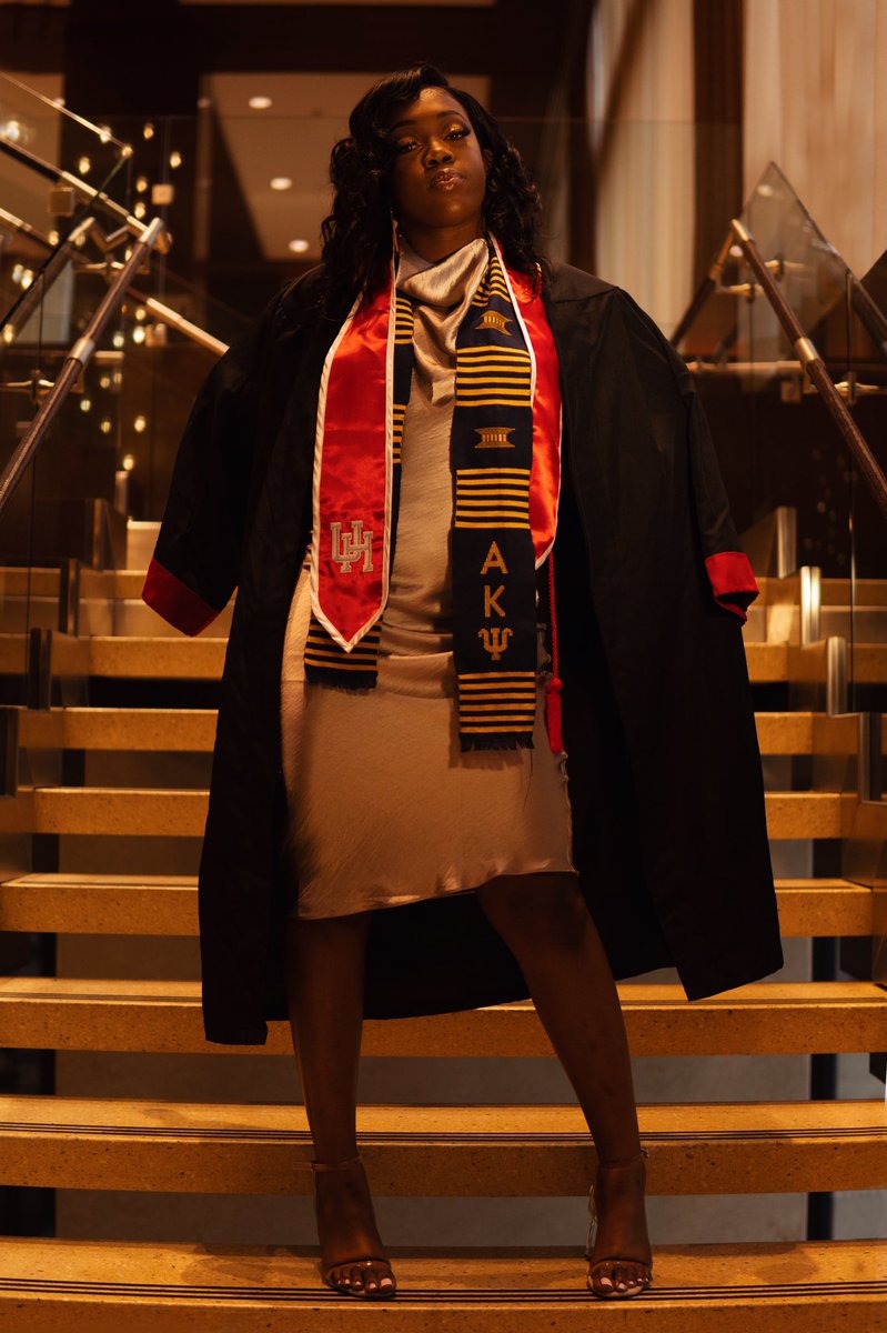 stacee_ee's tweet photo. It was tough, lost friends &amp;family but gained so much wisdom and love for who I am now.
VP of External Affairs/Risk Management AKPSI✅
ONLY Black female recognized as a UH Advancement Ambassador ✅
3 years -Corinthians 2:9- As it is written so shall it be ✅
Magna Cum Laude   ✅ https://t.co/AwFl9hvMMH