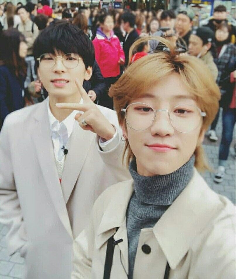 WONdermycat's tweet photo. Cambio de look gracias a Minghao

#BlackAgain https://t.co/HO6qeadaFz