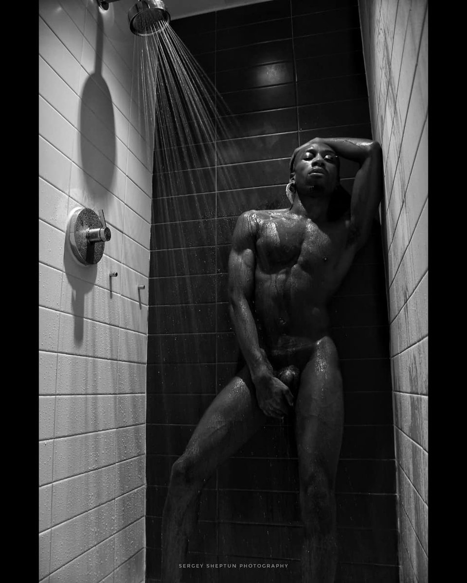 Tylaan4's tweet photo. 👀title: 
💦Moist

 👿Photo by @sergshepard
🍆Artist: @_tylaan_
https://t.co/pJq2IEcyyF
https://t.co/zsqKoSo6wa 

💥drop a sex pic in comments

#itunes #spotify #deezer #youtube #romance #abs #mymelaninispoppin  #artinhumanform #newmusic🎵🎶 https://t.co/xGfkLaVfXU