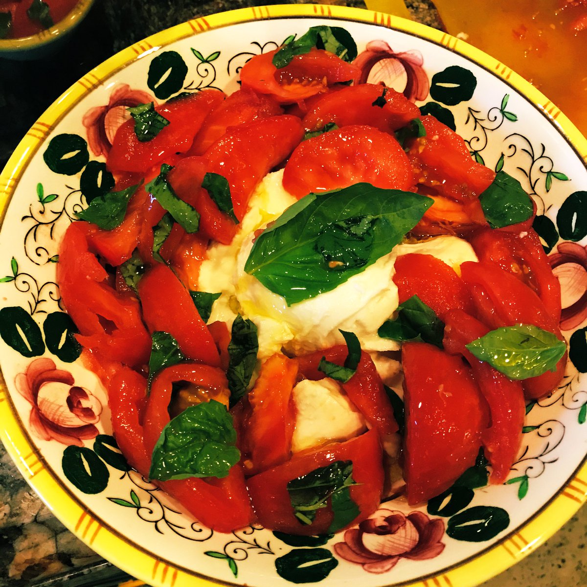 ConnectivityMan's tweet image. #weekendchef #master #SaturdayNight cooking #Italian   #meatballs #spaghetti #buffalo #mozarella #campana