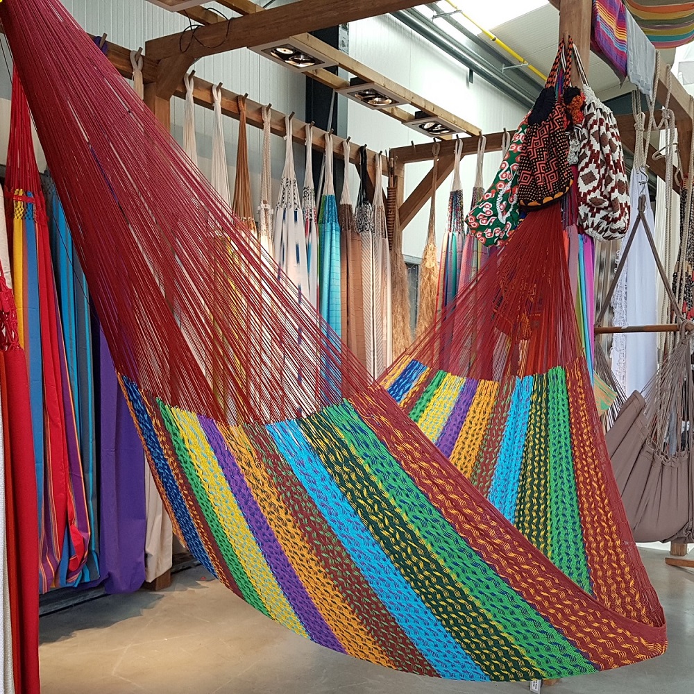 lazy_hammocks's tweet image. Mexicaanse hangmat Aqua Familial Especial dlvr.it/RVSpdh