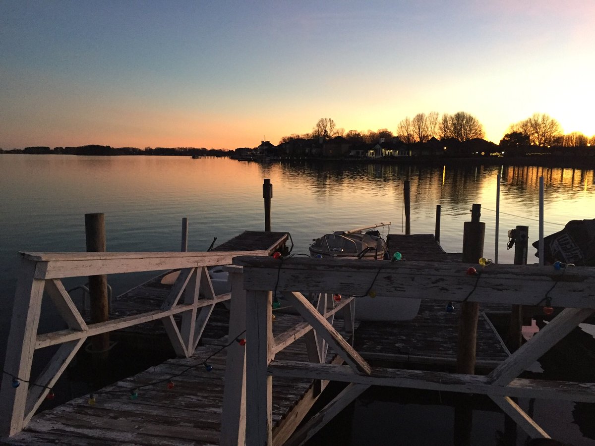 Annye Castonguay tweet media