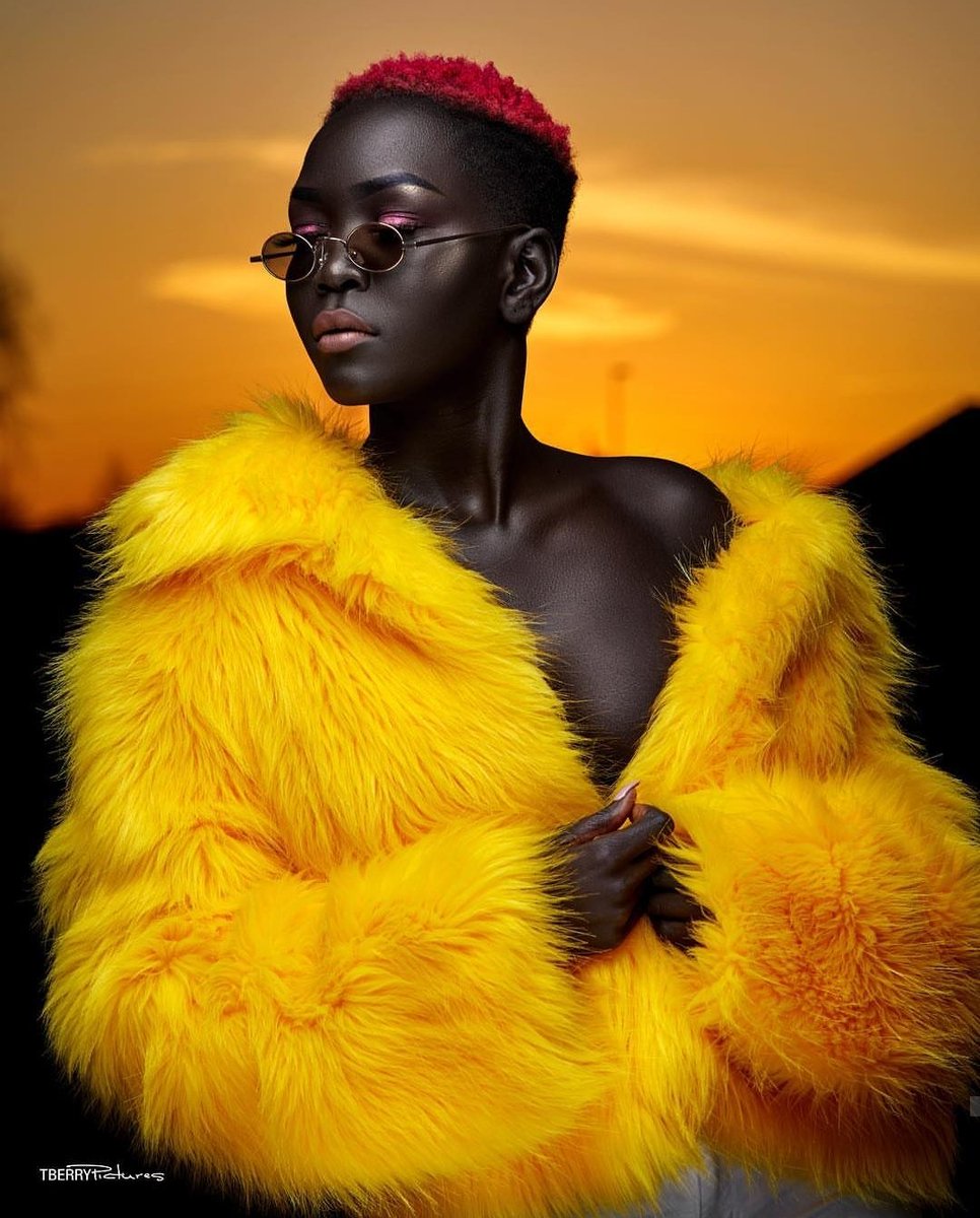 TheMplsStallion's tweet photo. @iChopTweets The best photographer to ever capture her (or anyone) is my friend @iamtberry 📸 follow him and check out his IG for more fire ass content https://t.co/vem6BYdqfV