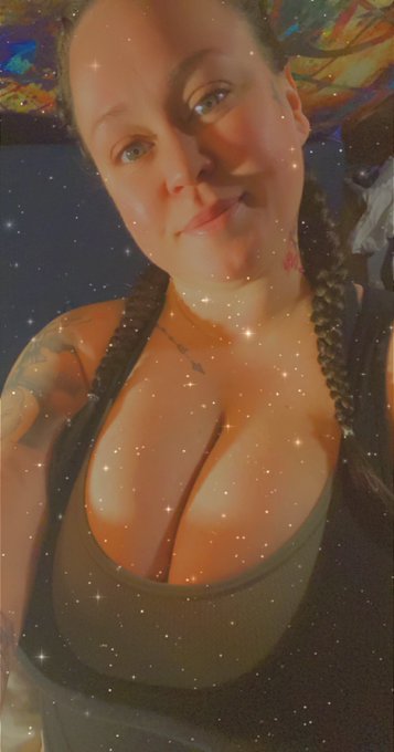 Happy Saturday everyone ! ❤️ https://t.co/j7NtsrJybt<a href="/tag/mvsales"class="tags"><span>#mvsales</span></a>