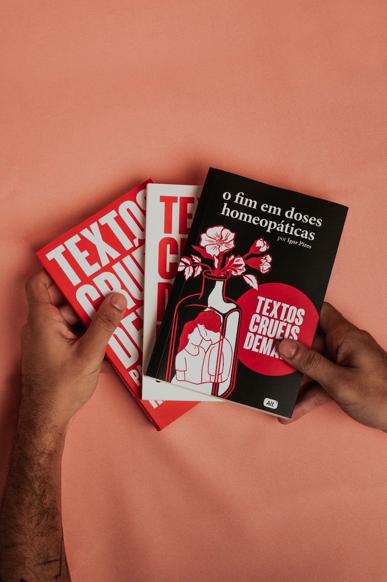 textoscrueis's tweet photo. ❗️sorteio do Kit com meus 3 livros autografados em comemoração à Thelma finalista do bbb ❗️

Regras: 

- dar RT neste post, marcando 3 pessoas nos comentários;
- seguir meu perfil do Twitter;
- residir no Brasil

válido até hoje (26/04) às 20h da noite.

Boa sorte! ♥️ https://t.co/sKs7kNVUIb