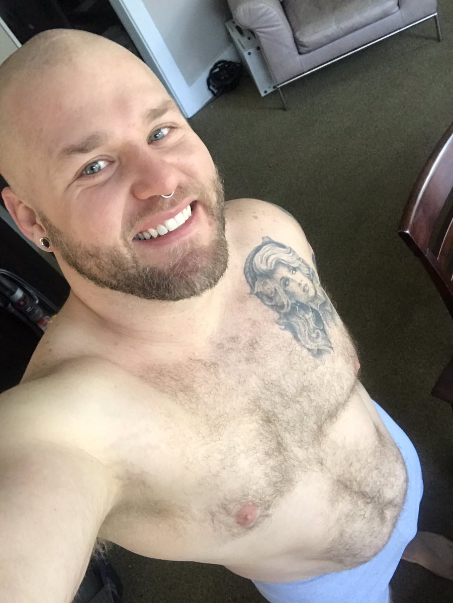 Kyle_PrinceXXX's tweet photo. This is a reminder that all bodies are beautiful. Sometimes it is hard to see these “perfect” bodied boys on Twitter and not compare myself to them. Self-acceptance takes a lot of work but has been worth the fight for me. What do you love about your body? Can you show me? :) https://t.co/jCTgncdhAe