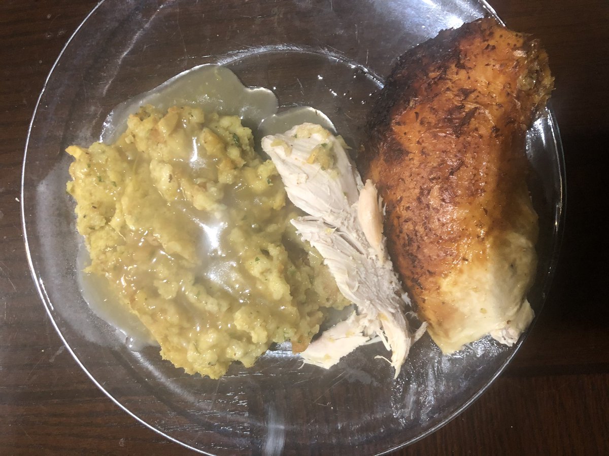 Michael63562891's tweet photo. I felt like eating turkey today and it was amazing. #whoshungry https://t.co/gICBXnWotZ