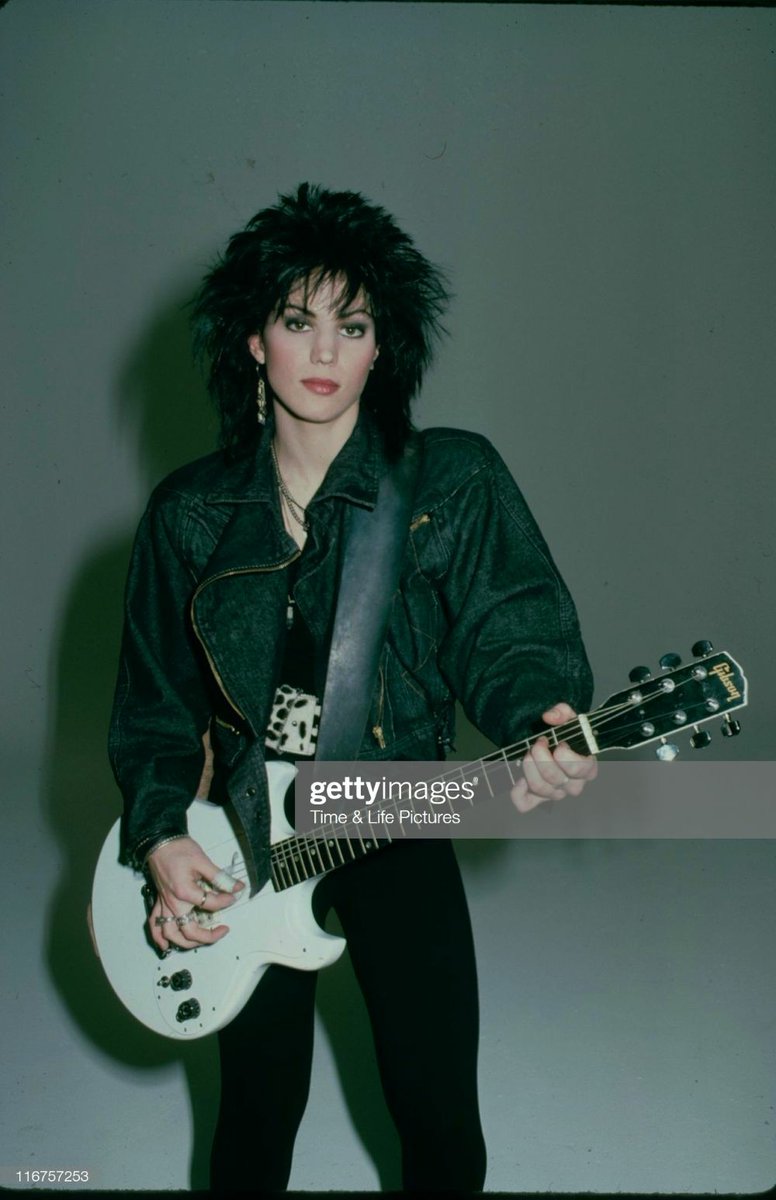 ✧*Halsey as young Joan Jett, a thread*✧