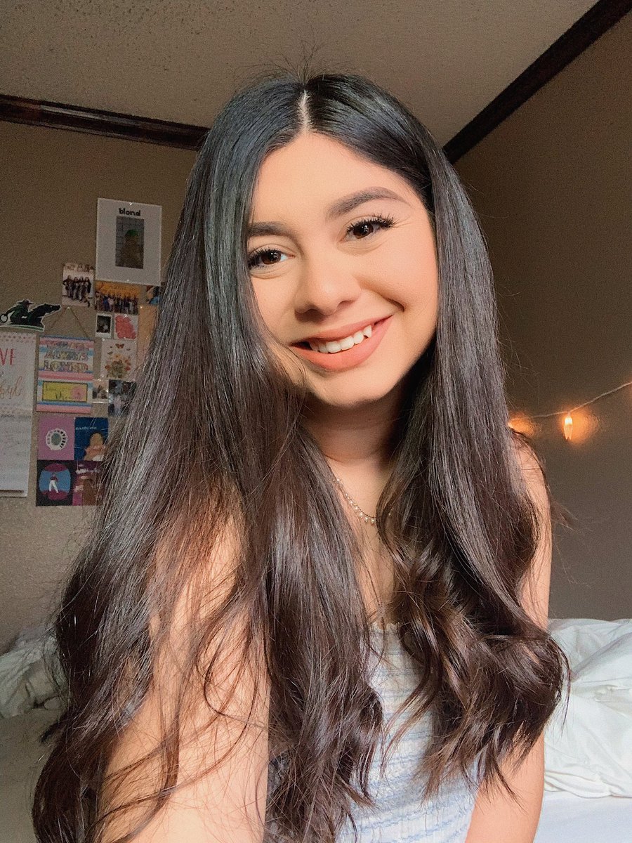 PeralesKeilah's tweet photo. Was having a bad mental health day, so I got ready and took pics and now I feel better 🙂 https://t.co/WX3JRawkdR