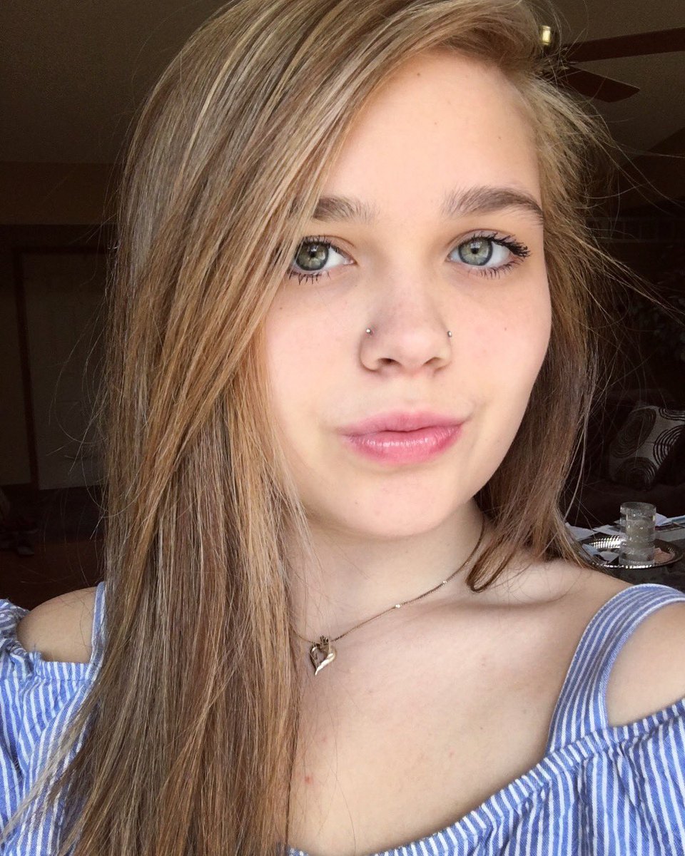 hlaves's tweet photo. hi it’s been exactly two years since i got my lip tat sooo it’s only right to see how much I’ve changed and woweee https://t.co/uqo6eNa878