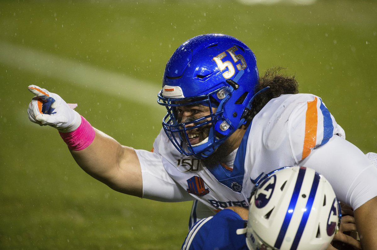 WillHallKARE11's tweet photo. Congrats to @moaconstrictor_! Signing with the @Vikings as an undrafted free agent https://t.co/rNRxO1bUOy