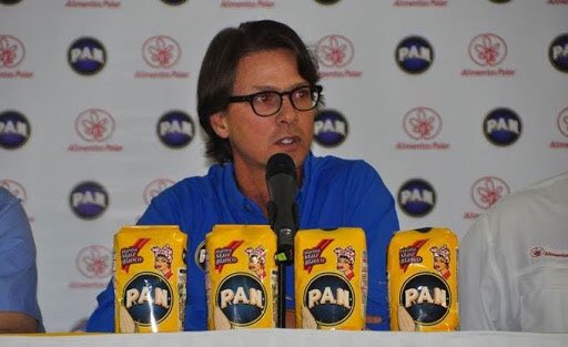 Si eres Chavista y crees que Lorenzo Mendoza y sus <a href="/EmpresasPolar/">Empresas Polar</a> son los Hambriadores del Pueblo debes apoya esta etiqueta 
#MendozaEspeculadorMayor