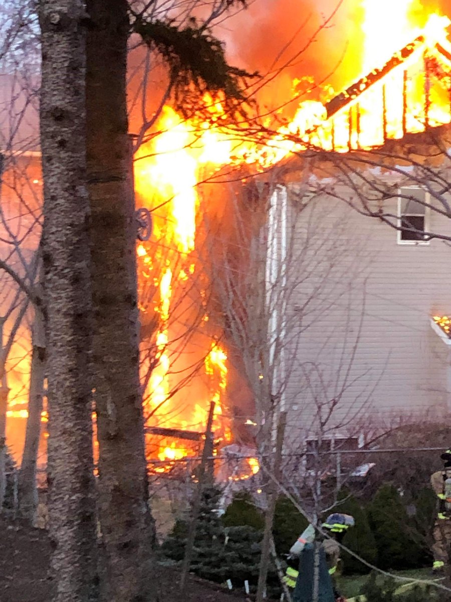 HfxMda's tweet image. (Fire) Emergency crews are on scene of a structure fire on Keyes CRT in Bedford.   Investigations will be called in. (Photos contributed)