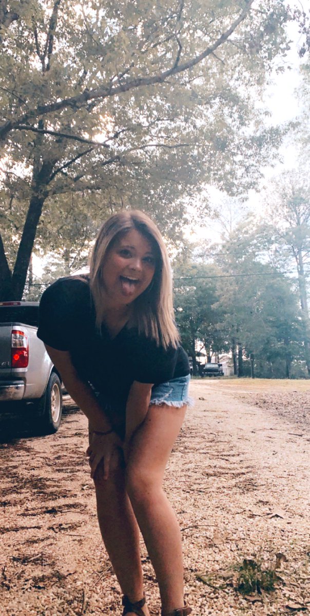 lanier_taylor's tweet photo. A little camera happy today 🌞 https://t.co/7Ag84bus9v