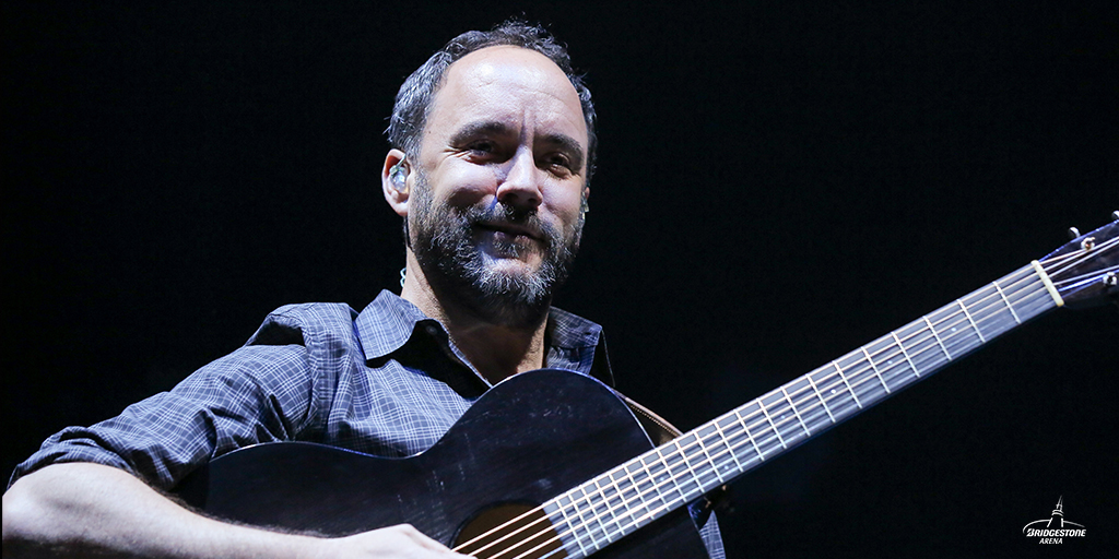BrdgstoneArena's tweet photo. One year ago today, @davematthewsbnd sold out Bridgestone Arena for one incredible evening. 

Photos by @_kaylaschoen https://t.co/Us0536KWGP
