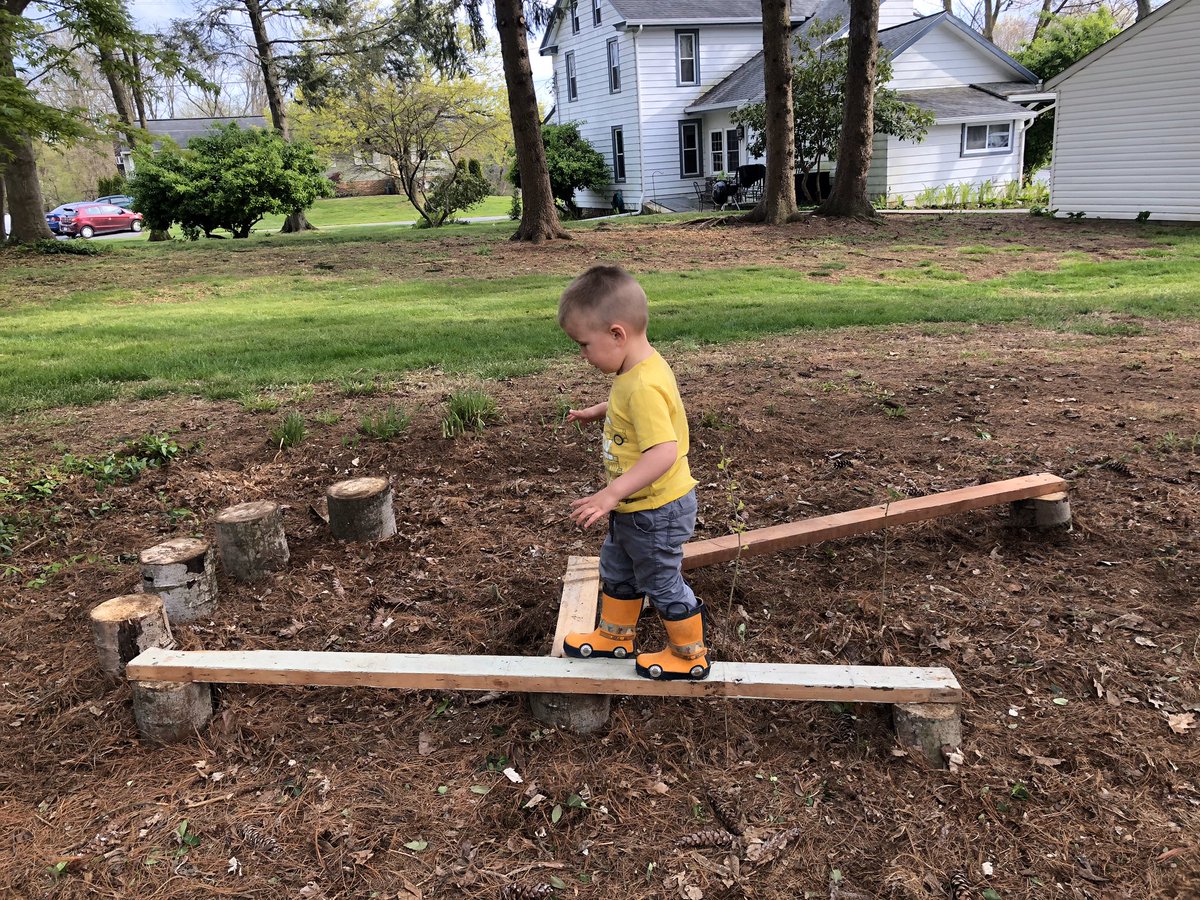 benbeachy5's tweet photo. No need for manufacturered playgrounds in the Beachy Homestead. All we need are some logs, a handful of nails, and a few old 2x4’s. https://t.co/MjUuWUM2ZX