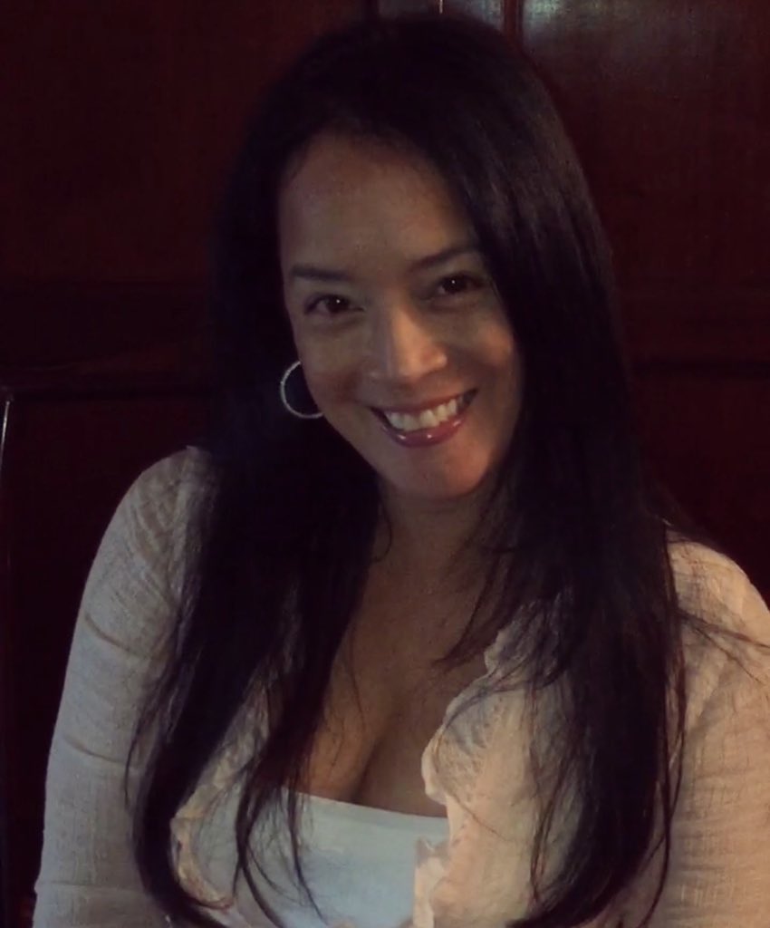 🌟I love my little family and cherished friends! 🌟So grateful for You My Tribe! 🌟So excited MJ; #SE Be your own happy Productive ! #tbt #screenwriter #happy #saturday #currentmood #instamood  #actress #actresslife #joy   #beyourself 💎#behappy #integrity  #happyvibes