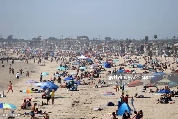 Today in Newport Beach. Wow.Via  @GettyImagesNews