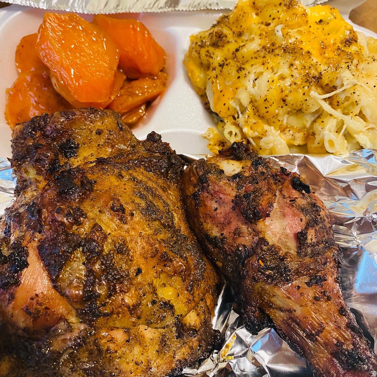 foreign_logic's tweet photo. 🤤SOUL FOOD SUNDAY MENU😋

Orders now go out EVERY hour! Which means you can order any time between noon and 9pm! 🤤

All Meals are $13.50 including delivery
          
           Want to place a order? 

Here’s how:

TEXT: (312) 998-6479

 Please include: 
-Your NAME
-Your ORDER https://t.co/NrbwnA80U1