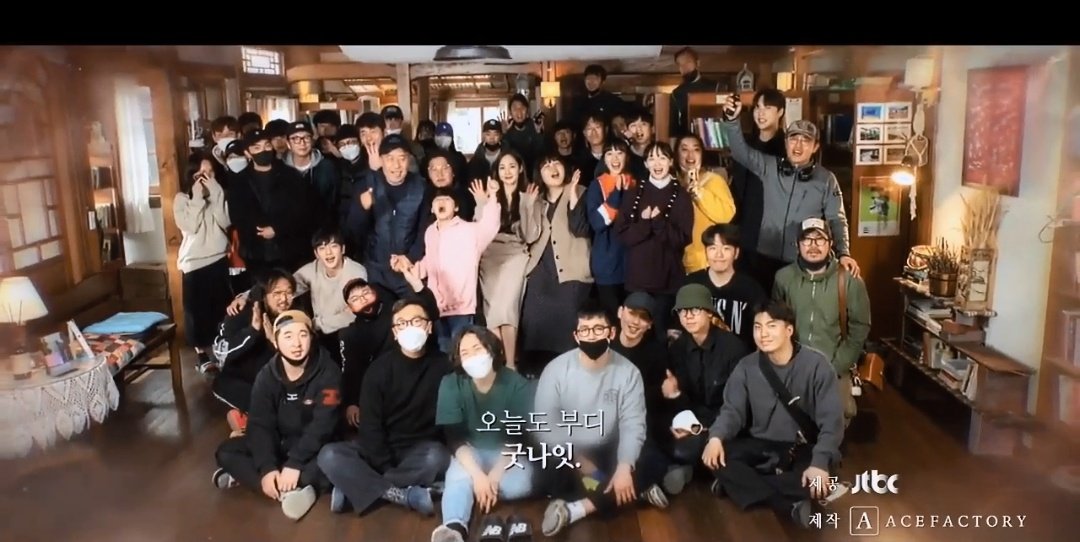 s_cm372's tweet photo. #天気が良ければ訪ねて行きます
#날씨가좋으면찾아가겠어요
16話🔚
ウンソプの心の変化をガンジュンの情感溢れる演技で見事に表現されたドラマだった😭💓
無口な役なので両端がｷｭｯと上がったお口がより映えてたけど
このドラマのポイントはお目目👀😍
ゆっくりと心を温めてくれるような作品だった☆ https://t.co/lHHTyrCE9c