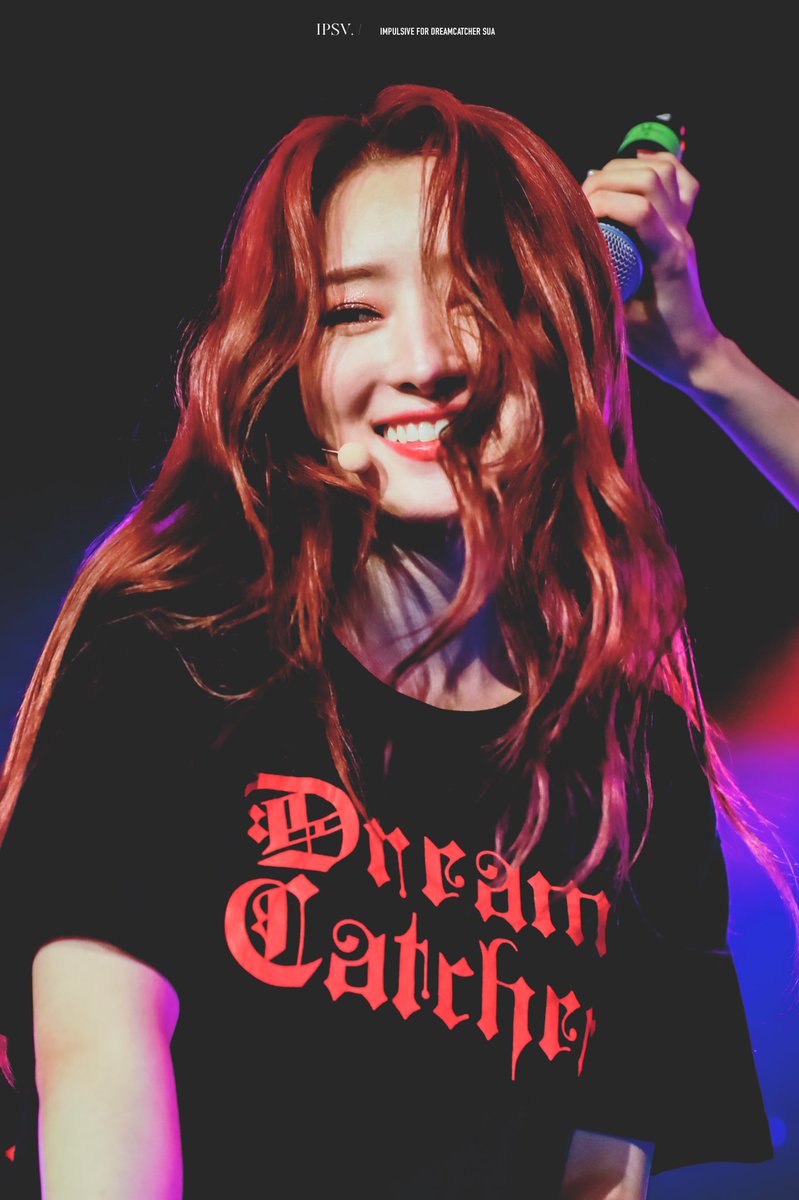Kim BoraPosition : Lead Guitarist / Bassist- The PASSIONATE one- Her energy literally can burn the stage- Is the LOUDEST member even with/without mic- Like her instrument, The one that LEAD the group in Solo Parts, and also represent the FEEL, EMOTION, and ALIVENESS as well