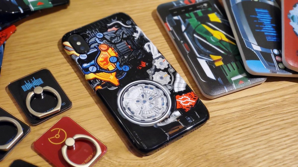 仮面ライダースマホグッズストアのone Case Sur Twitter 2号ライダーご紹介 仮面ライダークローズ 種類 ハードケース 手帳型ケース バッテリー スマホリング 写真はiphonexですが Androidなど様々な機種に対応しています T Co R5o8typczj One