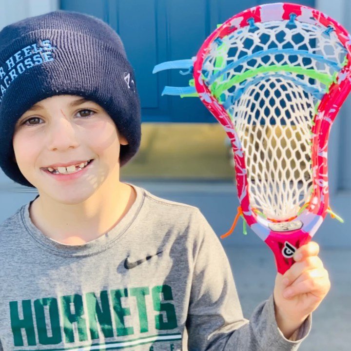 powelllacrosse's tweet photo. For our day 10 winner we’re going to the young guns category - Stuart! You got busy with the glue gun and it paid off! Nice work! We also have a Syracuse Orange beanie to replace the one your wearing. 🍊is more your color!
#ExploreTheField
#DyeItStringIt https://t.co/ggydEUehgS