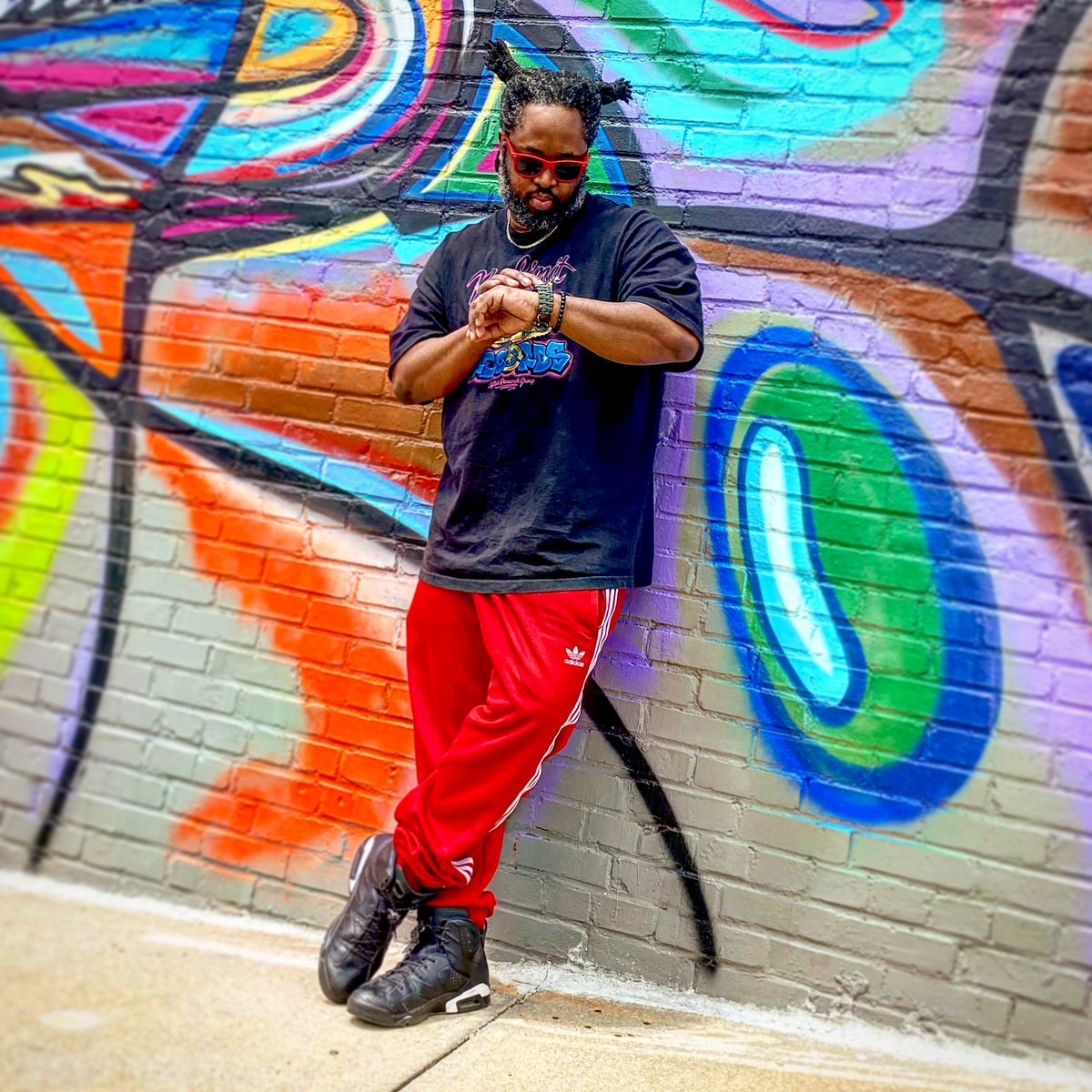 CutZooWorld's tweet photo. It’s about that time...#CutZooWorld #OgletreeMediaGroup #locs #dreds #wicks #southside #atl #drummer #idrum #colors #potd #ootd #QuarantineLife https://t.co/wYgfeukRSK